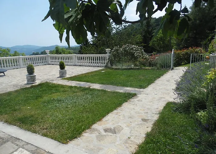 Eremo Pace E Gioia Castino